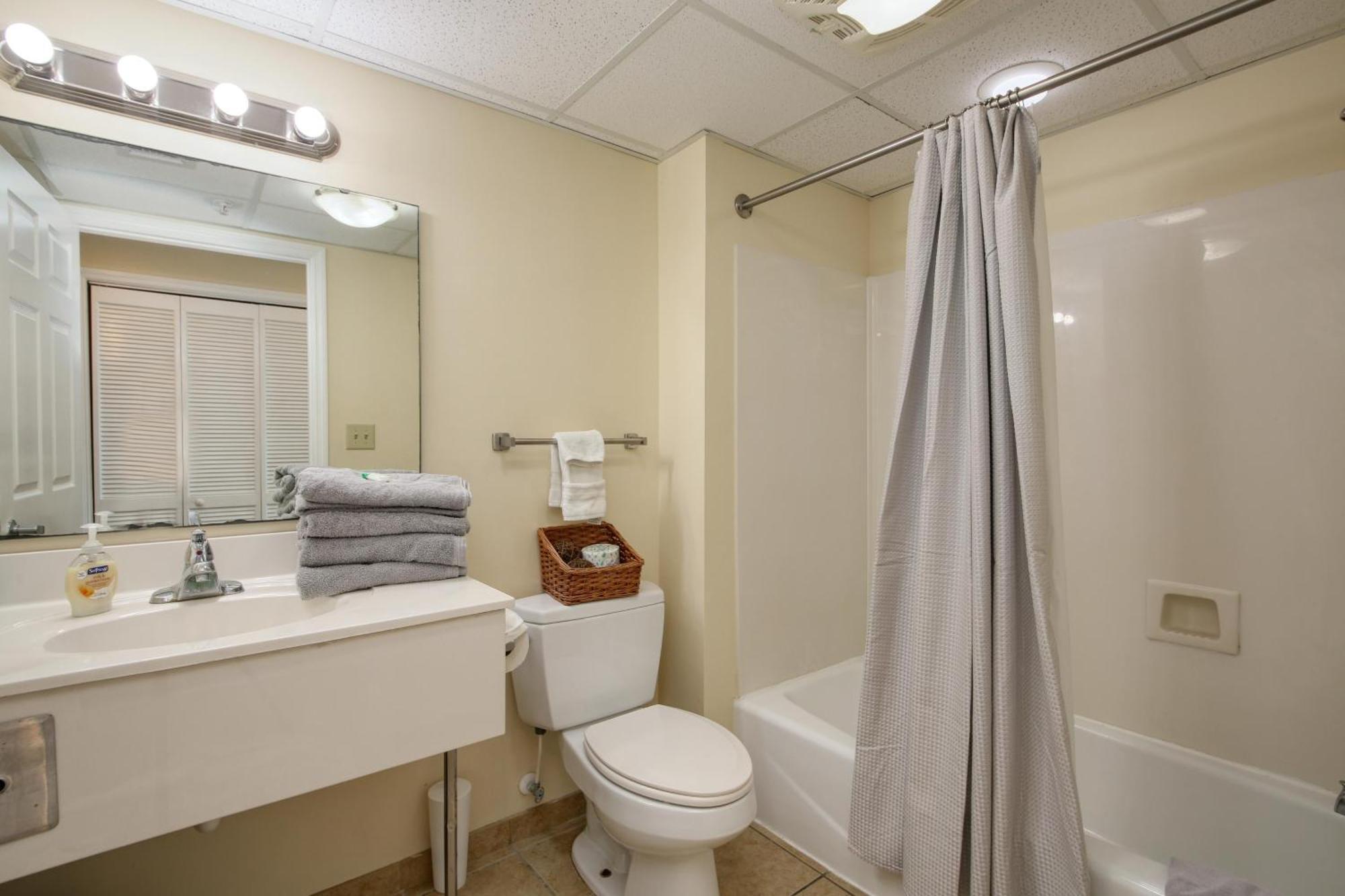 Villa 2501 S Ocean Blvd, 1205 - Ocean Front Sleeps 6 à Myrtle Beach Extérieur photo